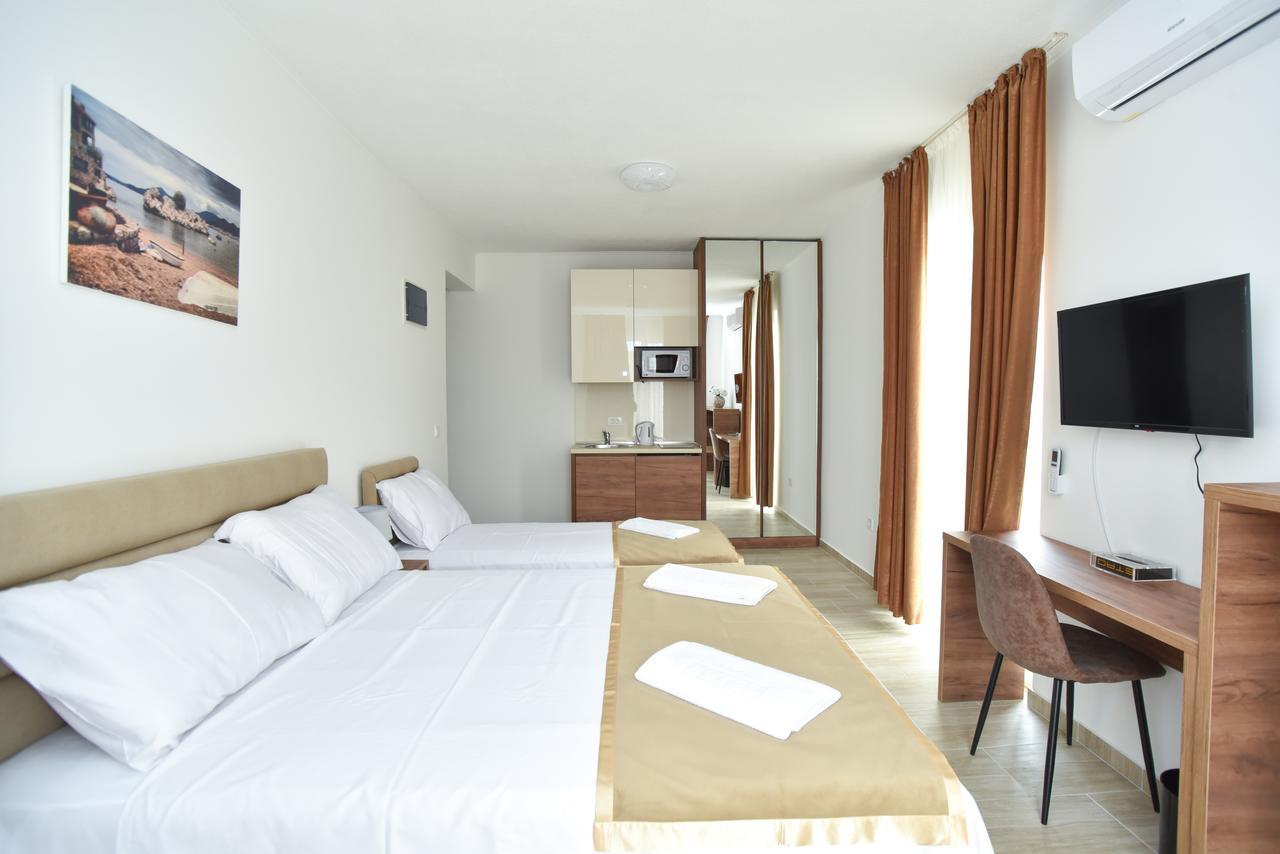 בודווה Apartment L Palace מראה חיצוני תמונה
