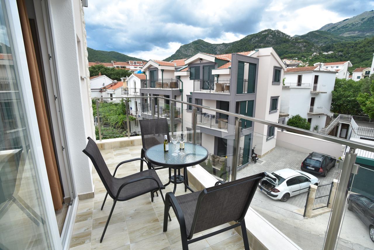 בודווה Apartment L Palace מראה חיצוני תמונה