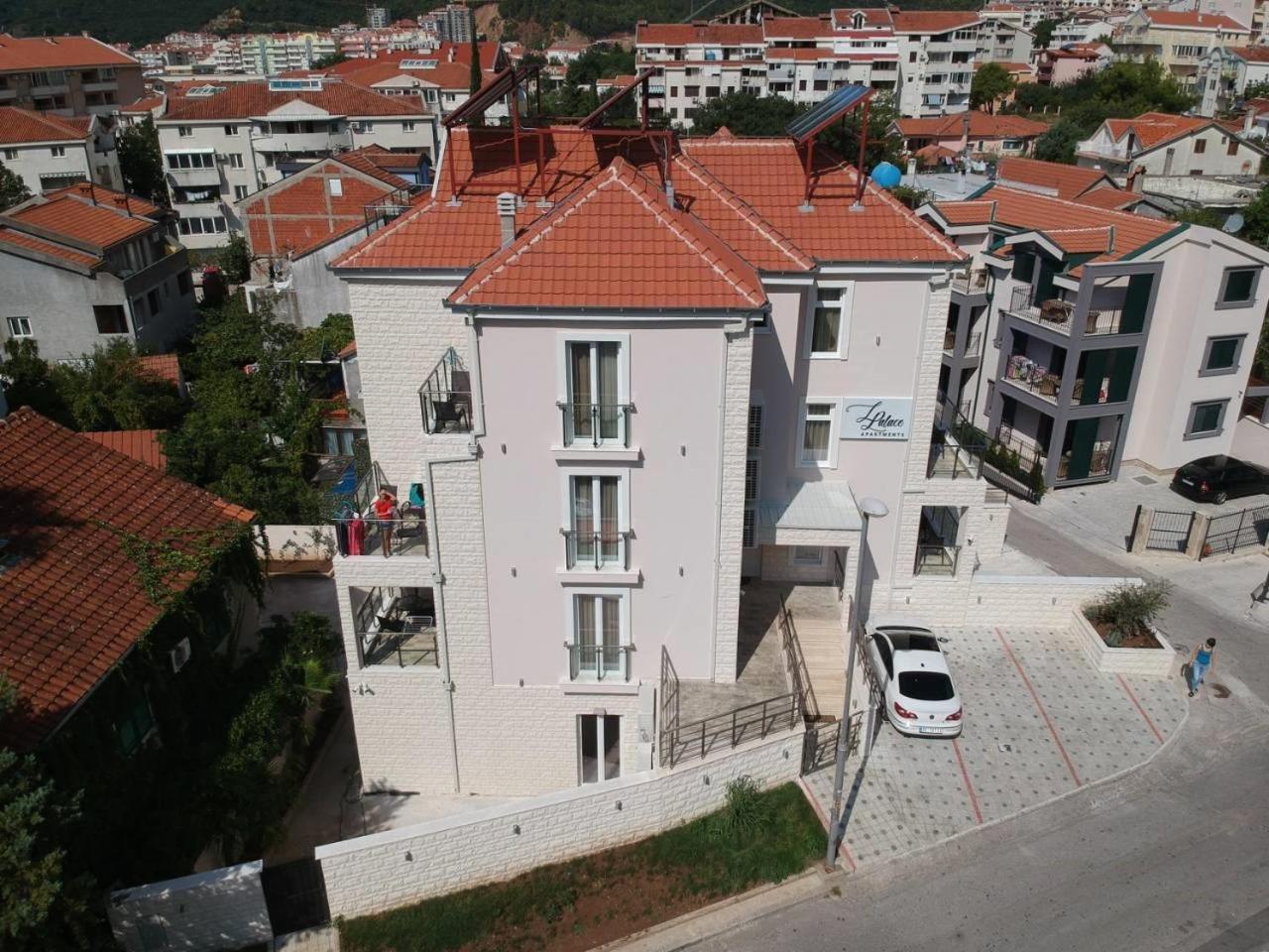 בודווה Apartment L Palace מראה חיצוני תמונה