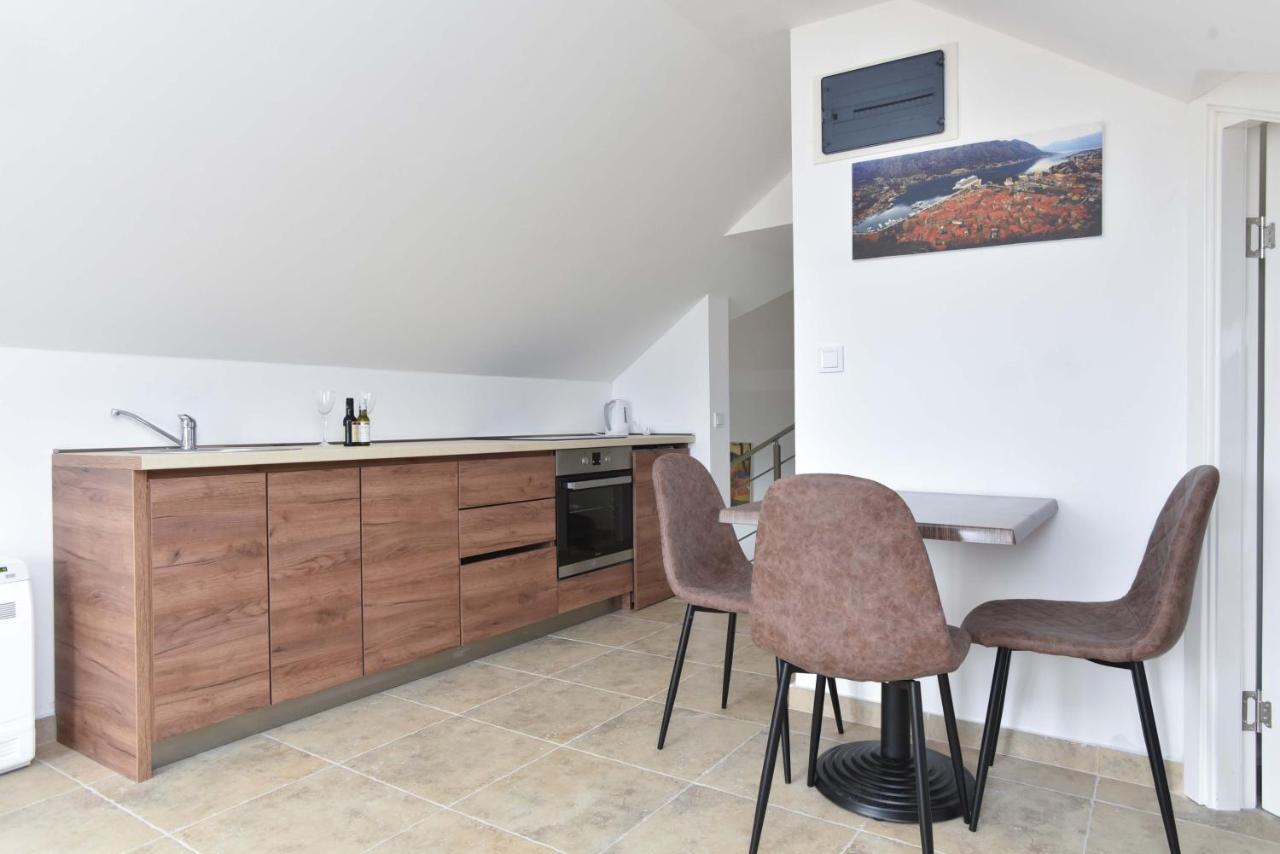 בודווה Apartment L Palace מראה חיצוני תמונה