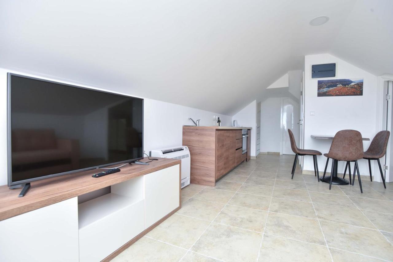 בודווה Apartment L Palace מראה חיצוני תמונה