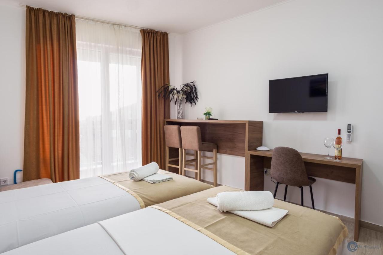 בודווה Apartment L Palace מראה חיצוני תמונה