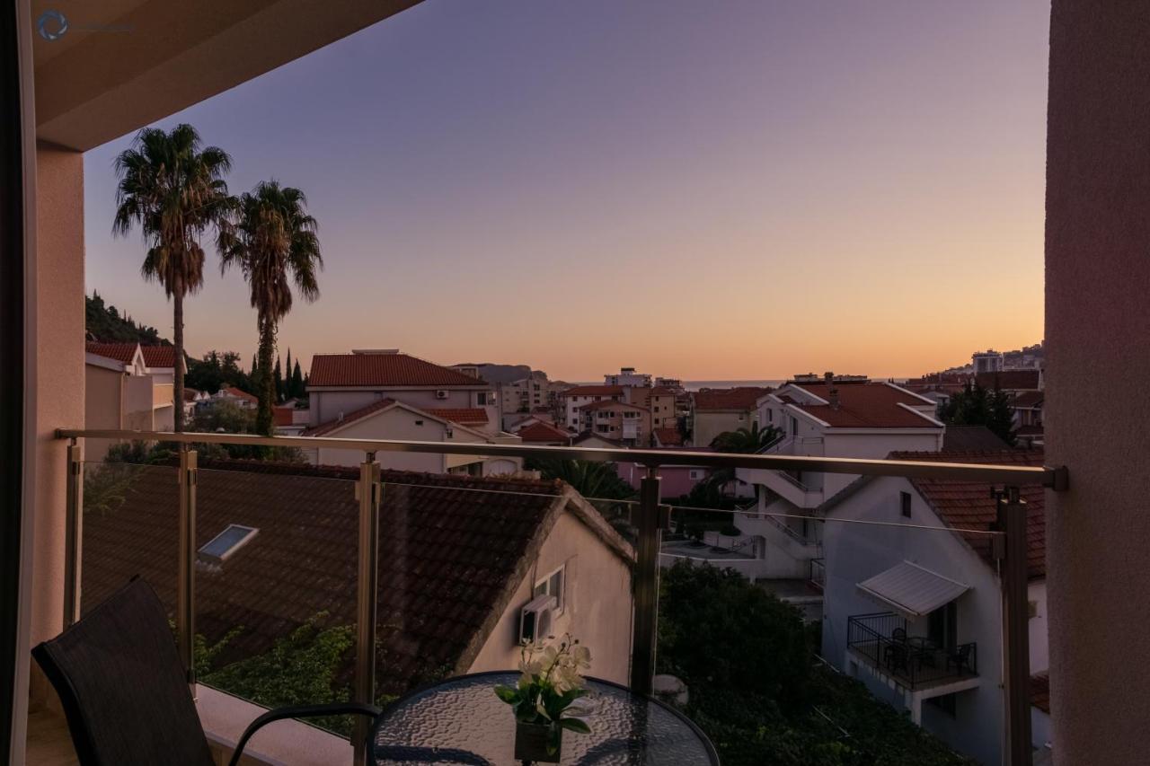 בודווה Apartment L Palace מראה חיצוני תמונה